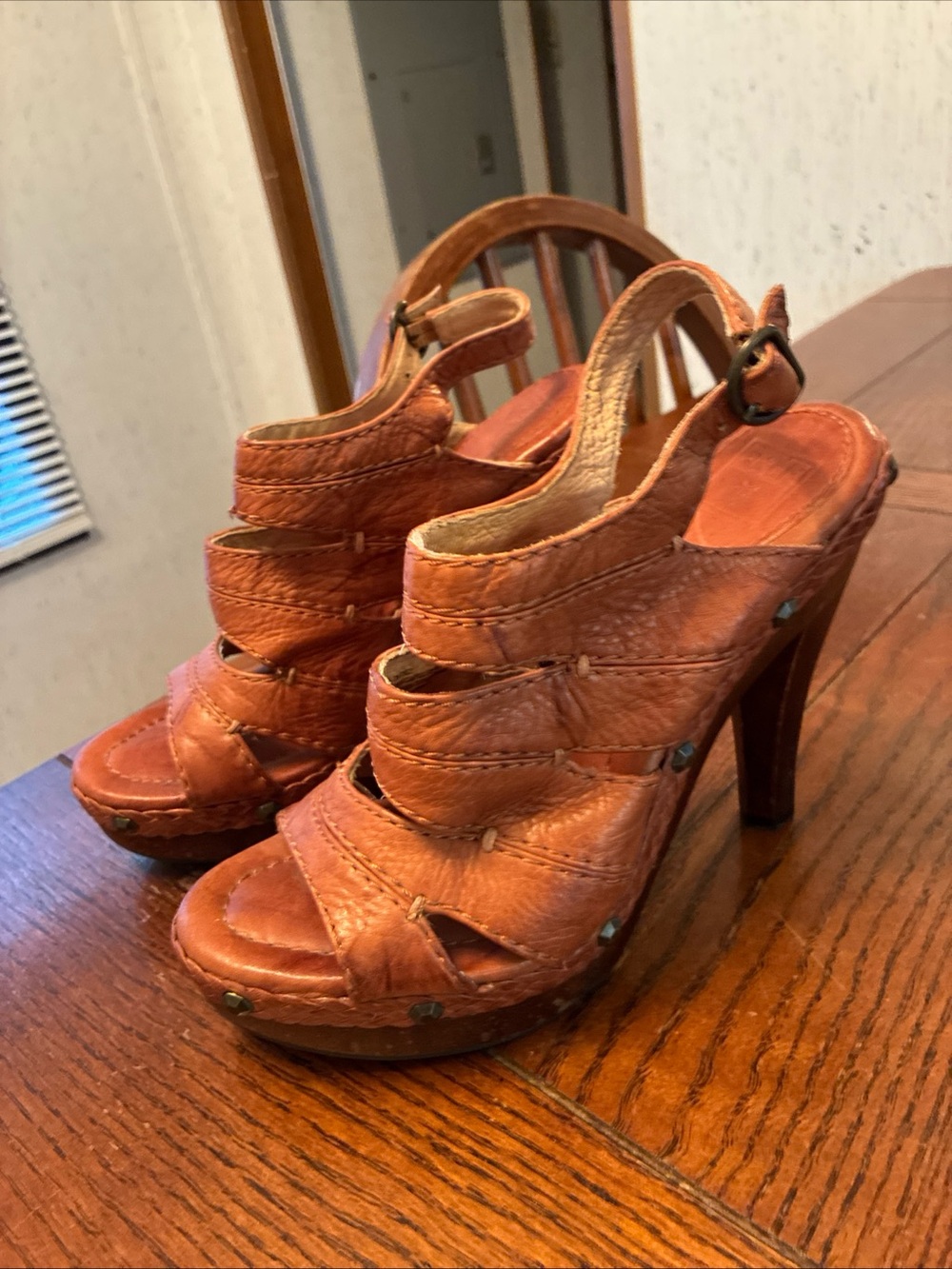 Frye Dara Campus Stitch Sandals Women’s 7M Peep Toe Ultra-High Heels Brown